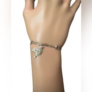 Elegant Silver Hummingbird Fashion Bracelet